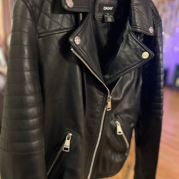 🚫SOLD DKNY Quilted Shoulder Leather Moto Jacket - Women’s black - Picture 13 of 15